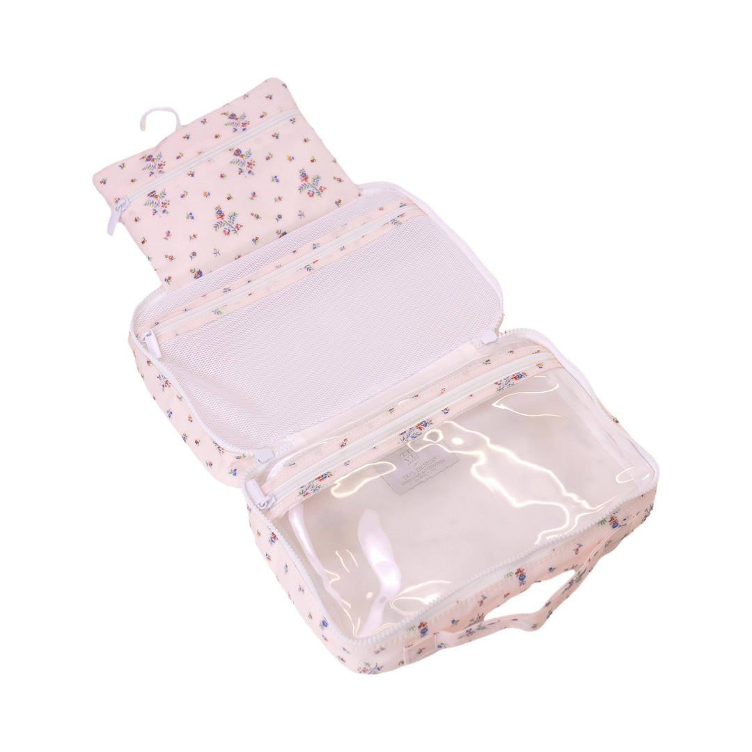 BUNDLE UP2 Hanging Toiletry Bag - FLEUIE