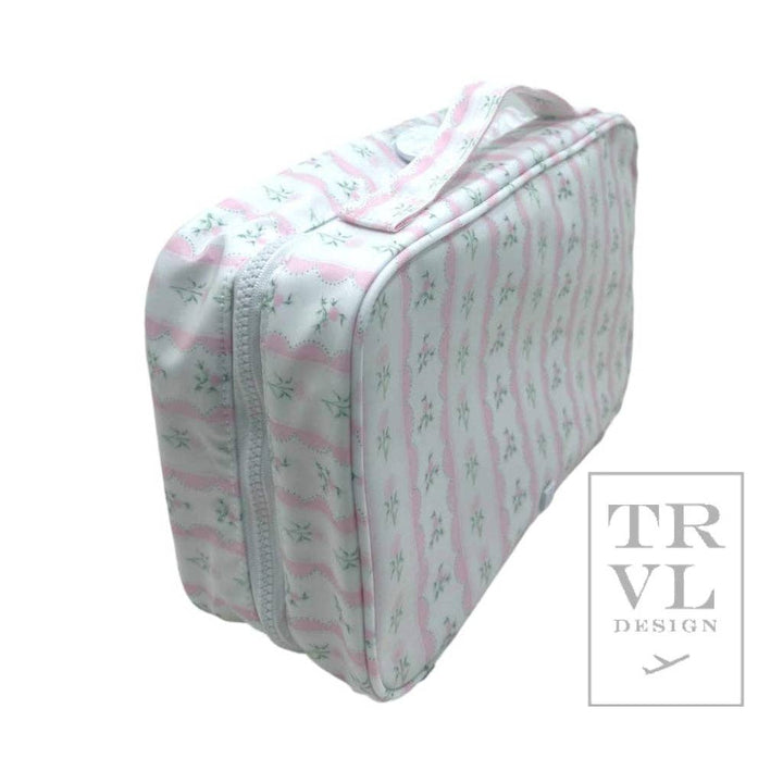 Bundle Up2 Hanging Toiletry Bag - Ribbon Floral Pink: Ribbon Floral Pink