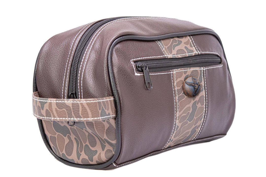 Mallard Brown Pebble Old School Camo Men's Toiletry Dopp Bag.: Brown/Tan