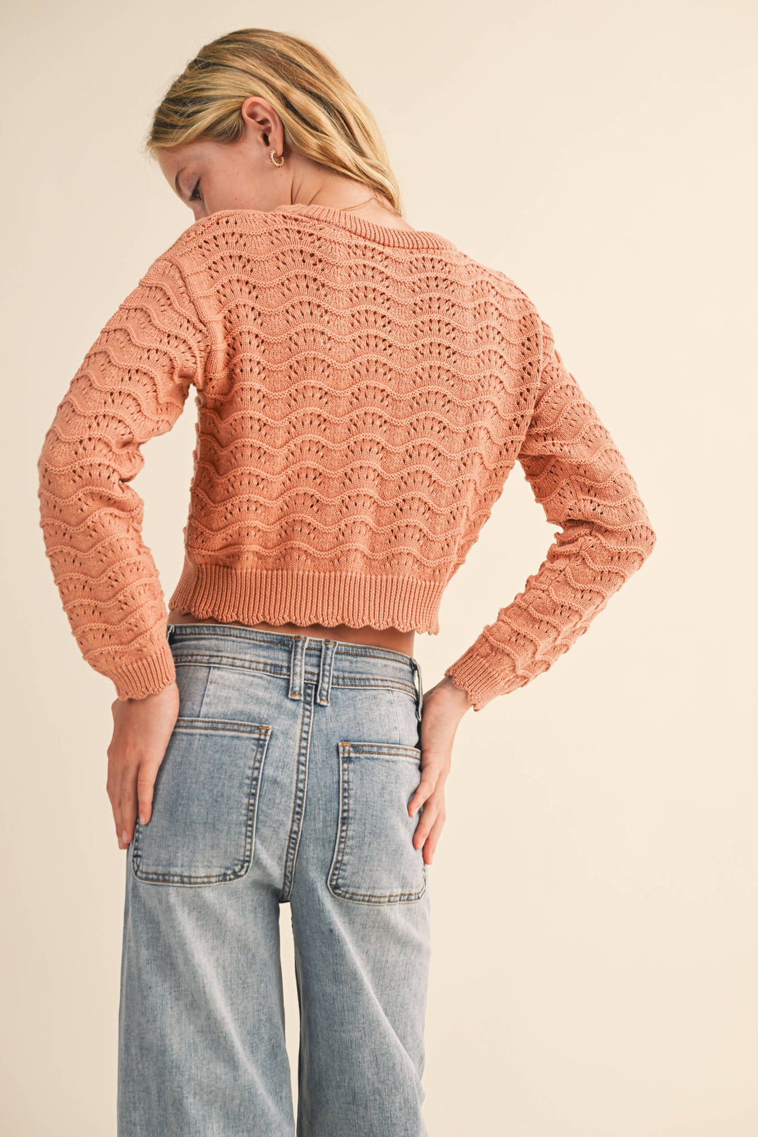 SARA SWEATER