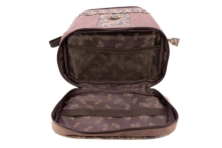 USA Flag Brown Waxed Canvas Old School Camo Men's Toiletry Dopp Bag.: Brown/Tan