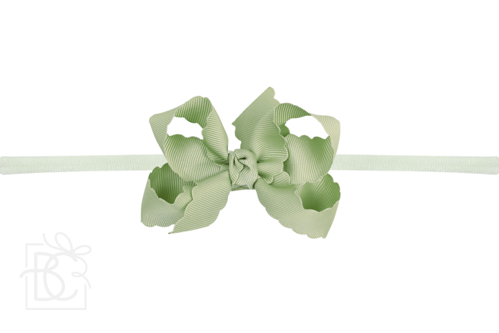 1/4" NYLON PANTYHOSE HEADBAND W/ SCALLOPED EDGE BOW: White