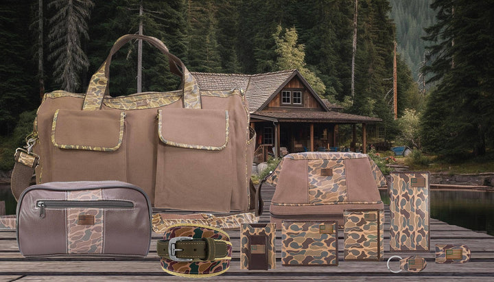 USA Flag Brown Waxed Canvas Old School Camo Men's Toiletry Dopp Bag.: Brown/Tan