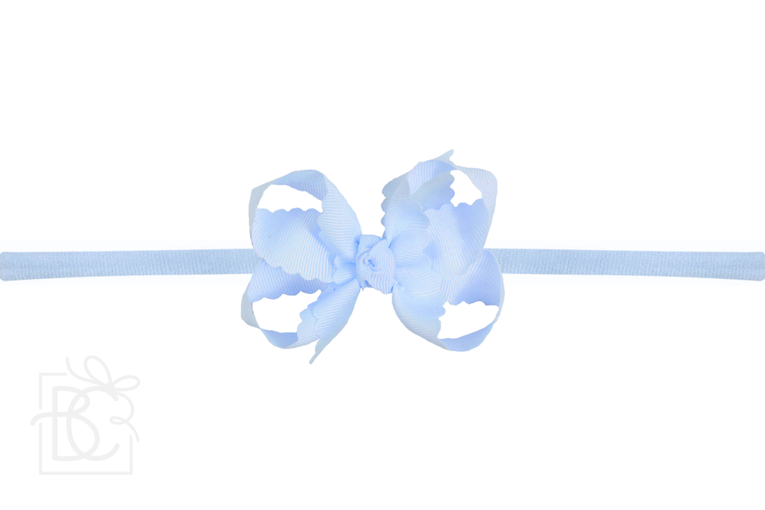 1/4" NYLON PANTYHOSE HEADBAND W/ SCALLOPED EDGE BOW: White
