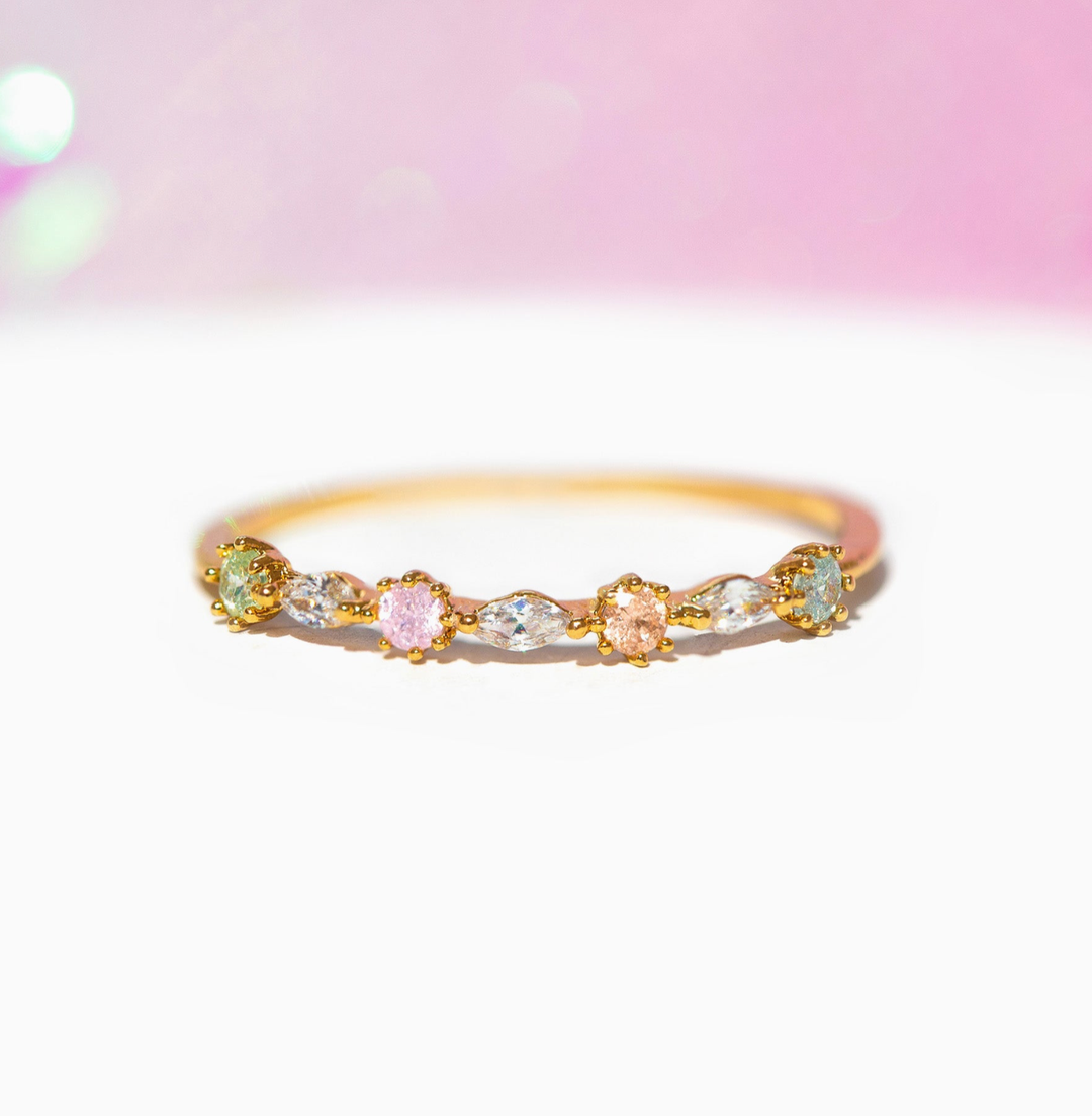Pastel Rosie Ring: Gold / 6