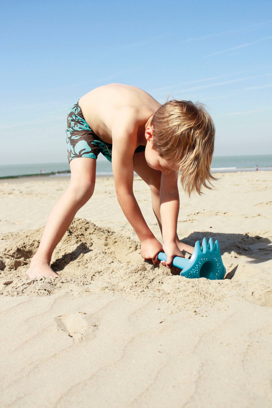 Beach Set -  Triplet, Ringo and a Magic Sand Shaper