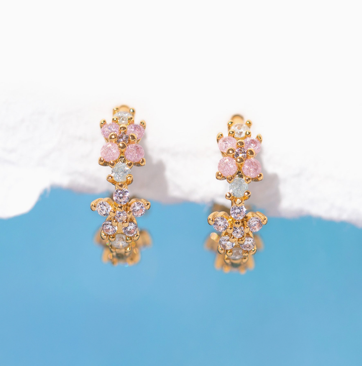Pastel Star Huggie Hoops: Gold