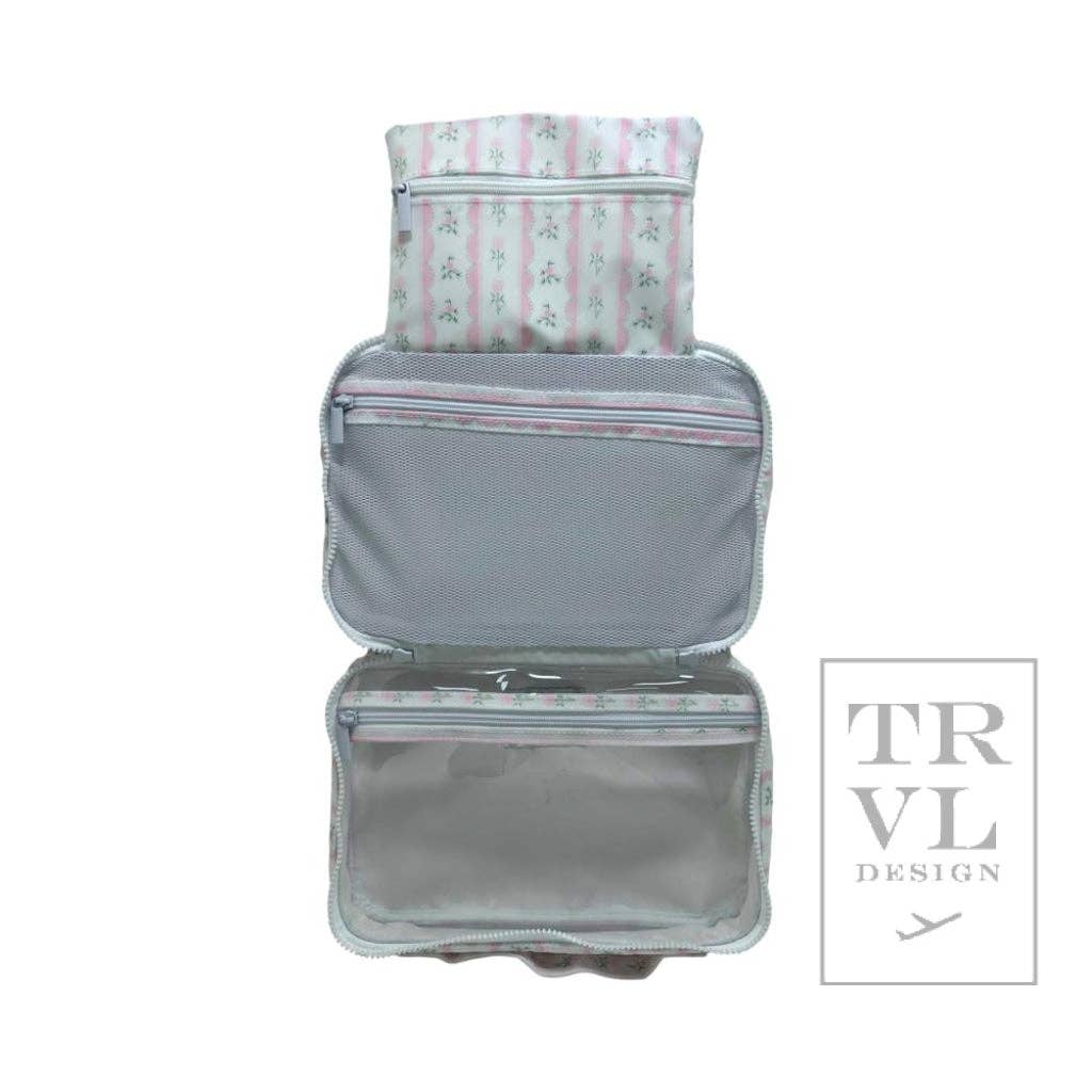 Bundle Up2 Hanging Toiletry Bag - Ribbon Floral Pink: Ribbon Floral Pink