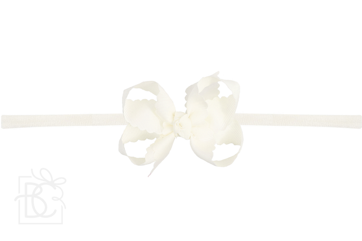 1/4" NYLON PANTYHOSE HEADBAND W/ SCALLOPED EDGE BOW: White