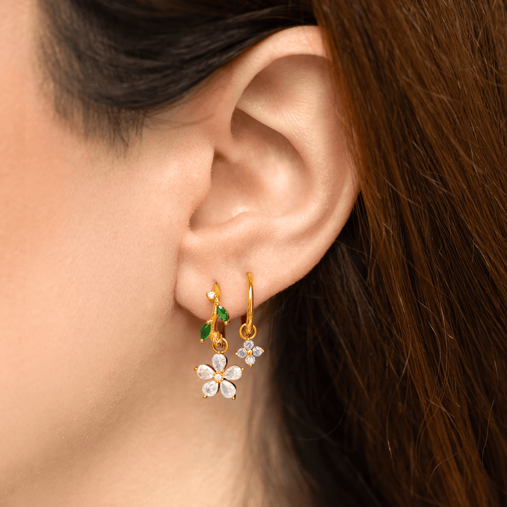 Little Gem Flower Charm: Gold