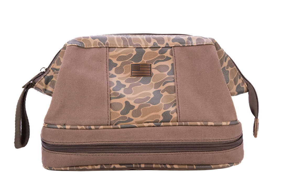 USA Flag Brown Waxed Canvas Old School Camo Men's Toiletry Dopp Bag.: Brown/Tan