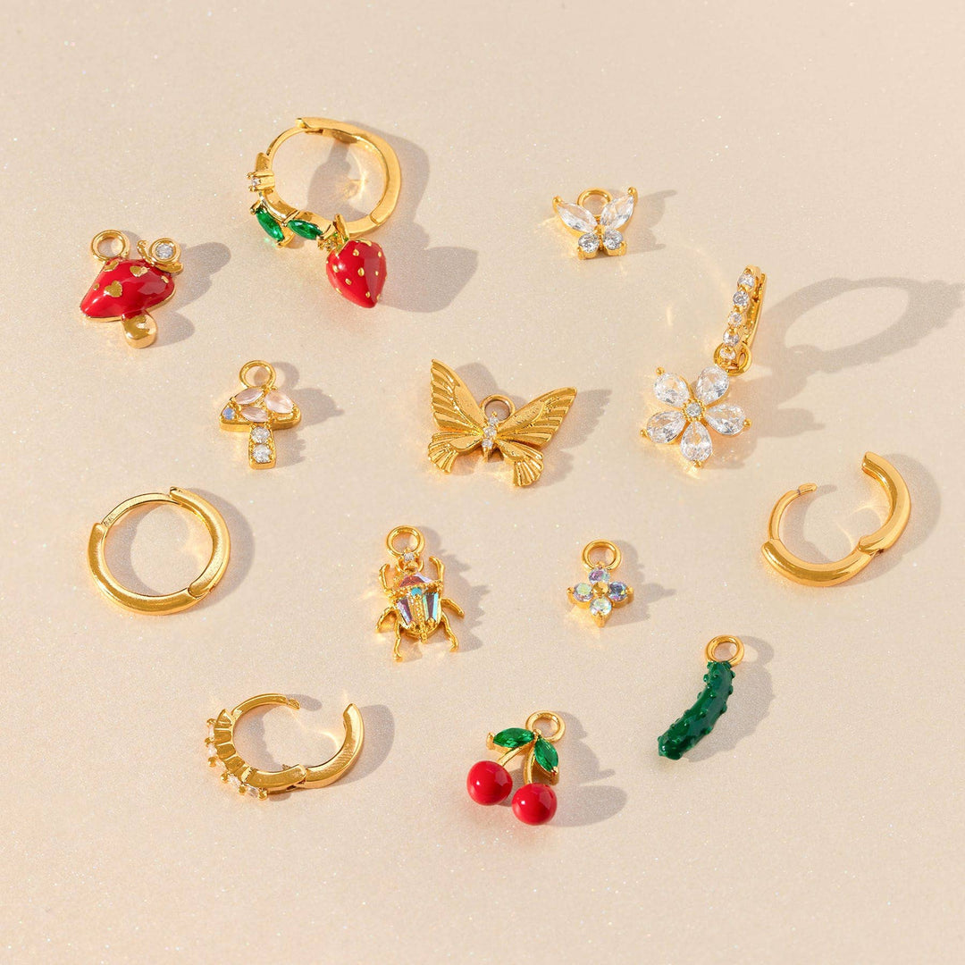 Little Gem Flower Charm: Gold