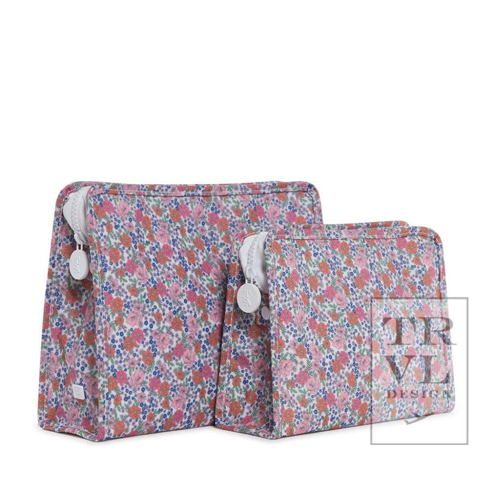Roadie Medium - Classic Plaid Red Zip Pouch